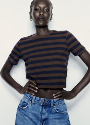 Укорочена фудболка стрейч zara, xs
