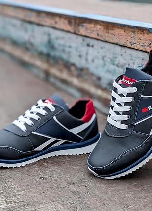 Крепкие мужские кроссовки reebok натуральная кожа. отличное качество.5 фото