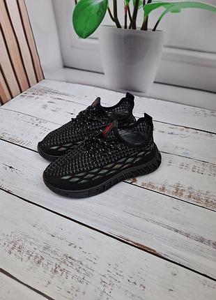 Кросівки сітка.