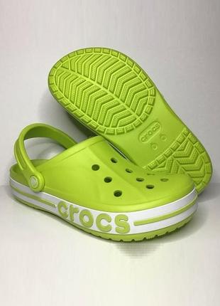 Крокс баябэнд клог салатовые лаймовые crocs bayaband clog lime punch/white