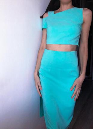 Топ и юбка, яркий годовой комплект