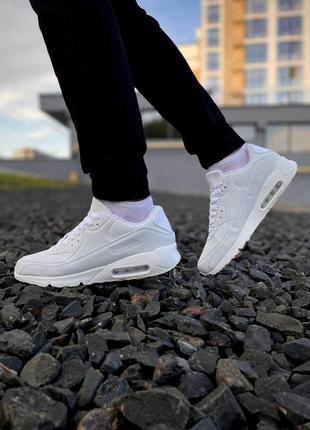 Класичні чорні та білі кросівки👟⚫️⚪️