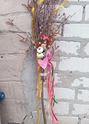 Интерерные украшения из сухоцветов, декоративных элементов