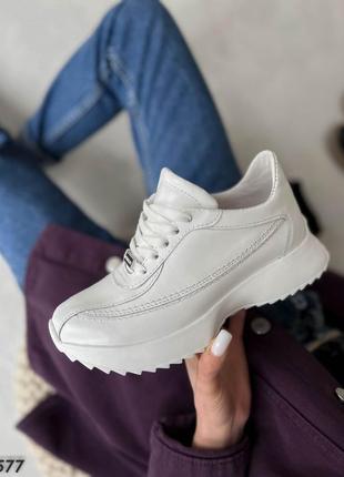 Шкіряні базові кросівки