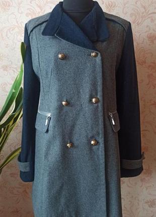 Пальто демисезонное рoзмер 50-52