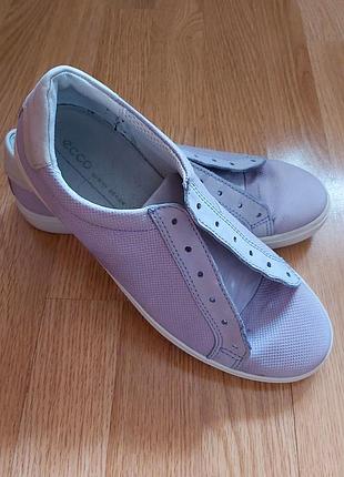 Кеды ecco soft classic супер ціна!!!
кросівки жіночі