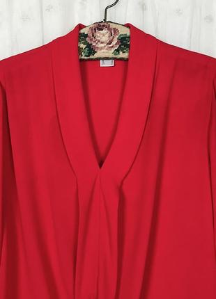 Красная шифоновая блуза на запах с манжетами украшенными камнями бисером  ashley brooke3 фото