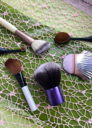 Пензлики для макіяжу