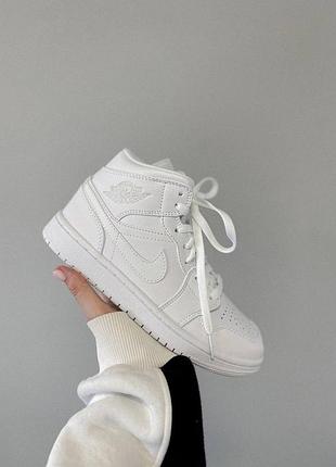 Nike air jordan 1 retro mid full white
