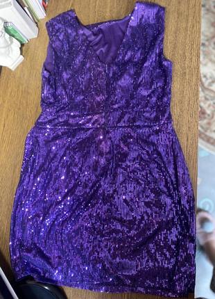Плаття в пайетку