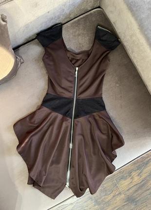 Коричневое платье мини с баской с кружевными ажурными гипюровыми вставками oh polly3 фото