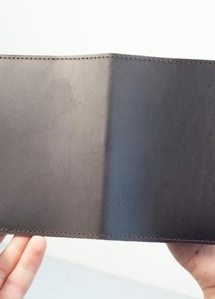 Обложка для паспорта мужская кожаная черная  плюс инициалы или гравировка4 фото