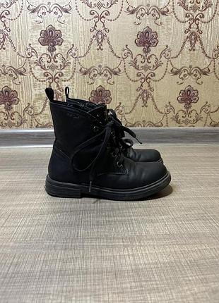 Демисезонные ботинки на девочку