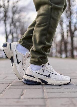 Найк кроссовки nike runtekk beige