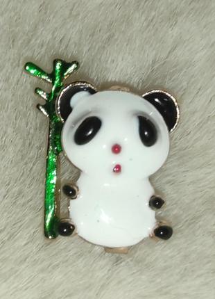 Брошка малесенька пандочка