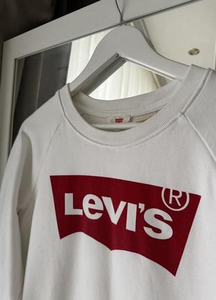 Белый свитшот levi's 2