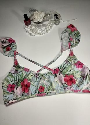 Красивий верх купальника розмір l