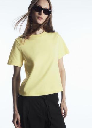 Футболка cos