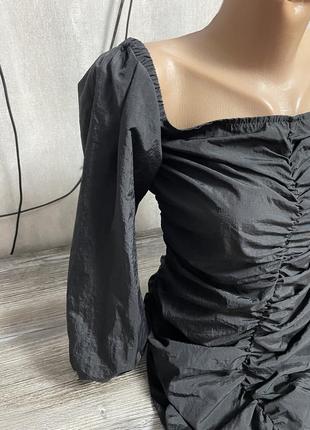 Платье жатка , черное платье с открытыми плечами2 фото