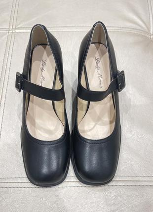 Женские туфли мери джейн черные натуральна кожа на каблуках s1063-21-y164a-9 lady marcia 29904 фото