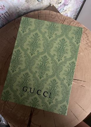 Коробка gucci на магнитах