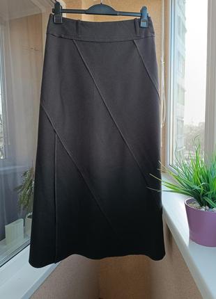 Стильная длинная юбка шоколадного цвета