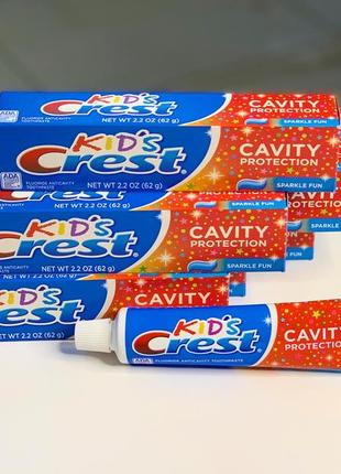 Детская зубная паста для защиты от кариеса с фтором crest (kids cavity protection fluoride anticavity toothpaste sparkle fun) 62 г