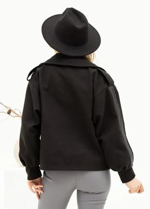 Жіноча чорна кашемірова куртка зі шкіряними вставками3 фото