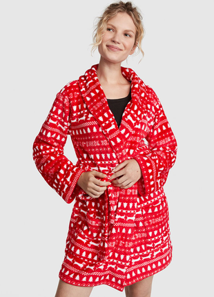 Теплый короткий плюшевый халат красный новогодний принт pink fluffy robe