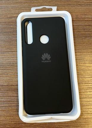 Чехол-накладка на телефон huawei y6p 2020 черного цвета