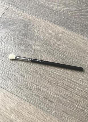 Mac 239s eye shader brush, mac 217s blending brush4 фото