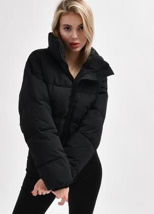 Черная короткая женская демисезонная куртка весна-осень5 фото