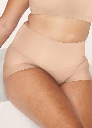 Безшовні високі трусики-шорти з корекцією фігури бежеві pink seamless shape boyshort