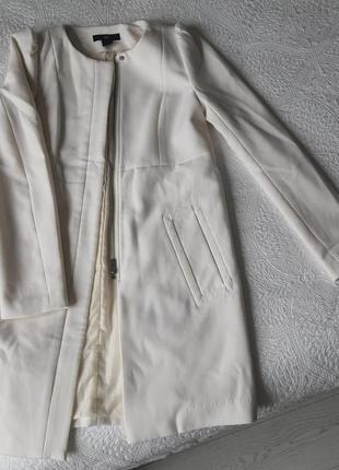 Пальто h&m белое