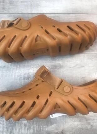 Крокс экхо клог песочные коричневые crocs echo clog sand7 фото