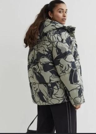 Крутевая стильная зимняя куртка унисекс пуфер эксклюзив h&amp;m looney tunes оверсайз2 фото