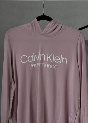 Легкое худи для бега женское розовое calvin klein ck кельвин клейн3 фото