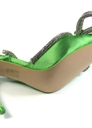 Обувь каблука заколка туфли с блестками женские босоножки public desire зеленый с серебристым 396 фото