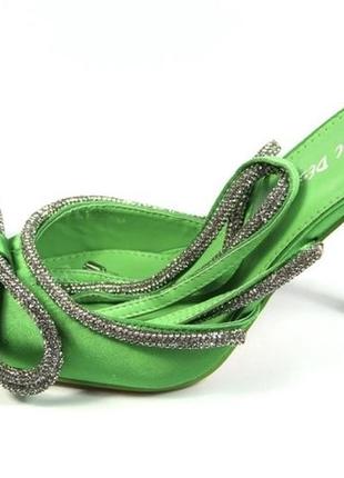Обувь каблука заколка туфли с блестками женские босоножки public desire зеленый с серебристым 392 фото