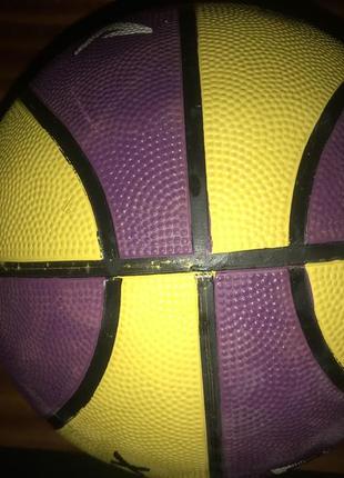 Баскетбольный мяч demix3 фото
