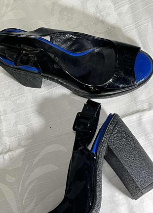 Обувь на каблуках balidoner2 фото
