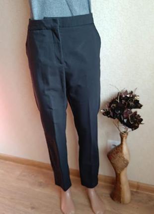 Актуальные базовые черные классические женские брюки штаны рр 141 фото