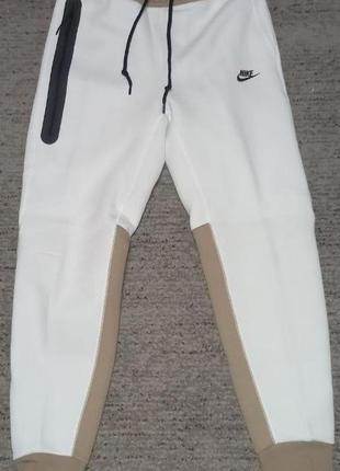 Спортивні штани DUNK HI WHT VOLT BLK 11-3
