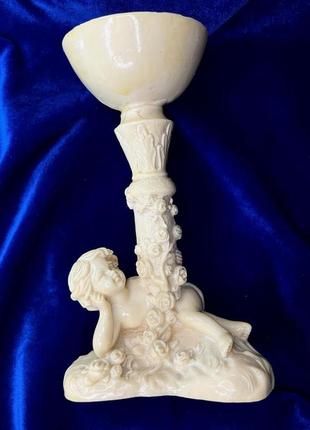 Старовинна цікава ємність із путті, яка може слугувати як ароматниця, свічник, підставка для прикрас янгол ангел