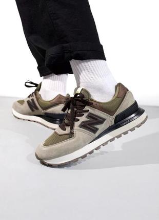 Чоловічі кросівки BEAMS Injects Asymmetry To A Greyscale New Balance 990v5 legacy