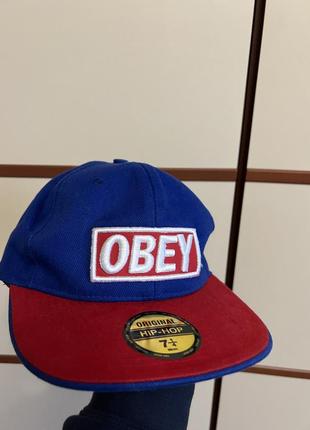 Кепка obey