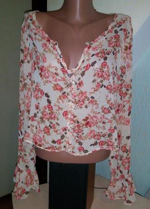 Ніжна блузочка з квітковим принтом3 фото
