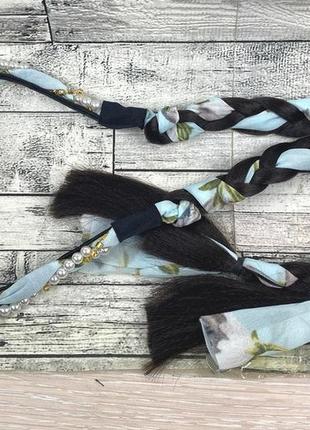 Обруч с двумя косами каштановые волосы