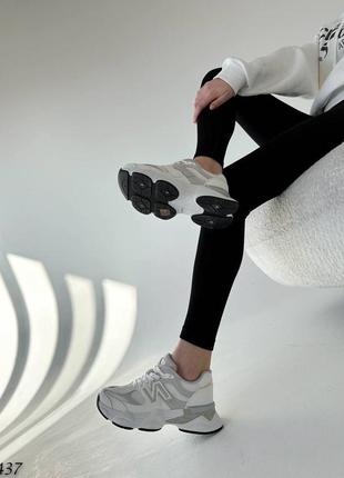 Белые женские кроссовки с эко кожи.4 фото
