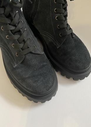 Зимові черевики український виробник ботинки на тракторній підошві тракторна підошва 39 розмір 26 см натуральна замша шкіра темно-сині5 фото